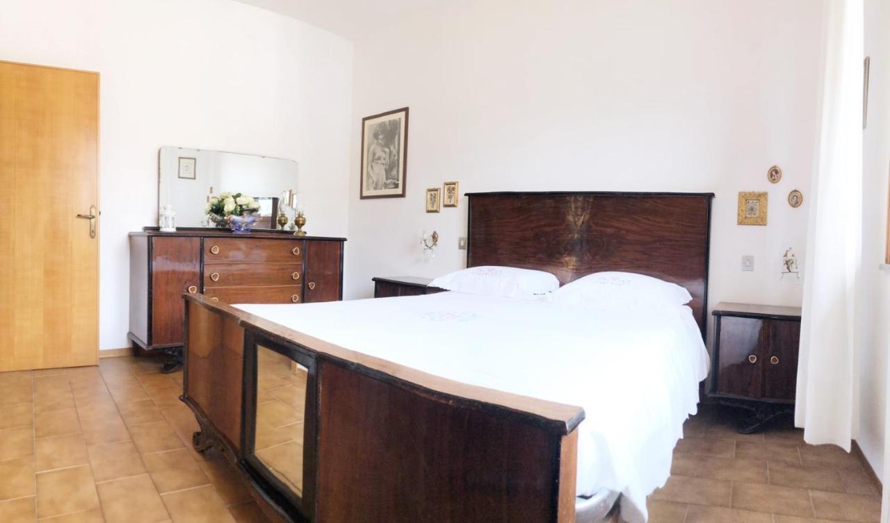 Appartamento Marisa Cecina  Εξωτερικό φωτογραφία